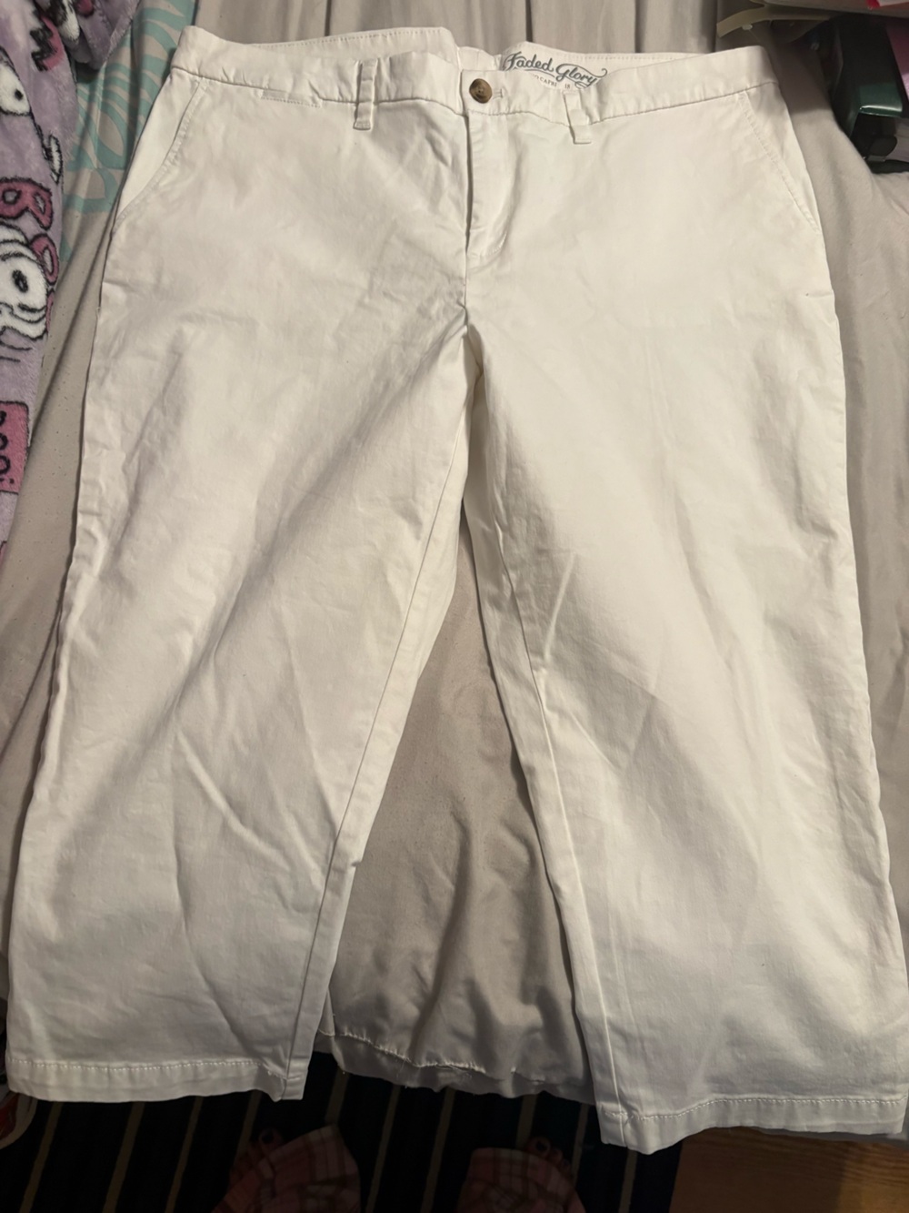 Faded Glory White Chino Capri Pants